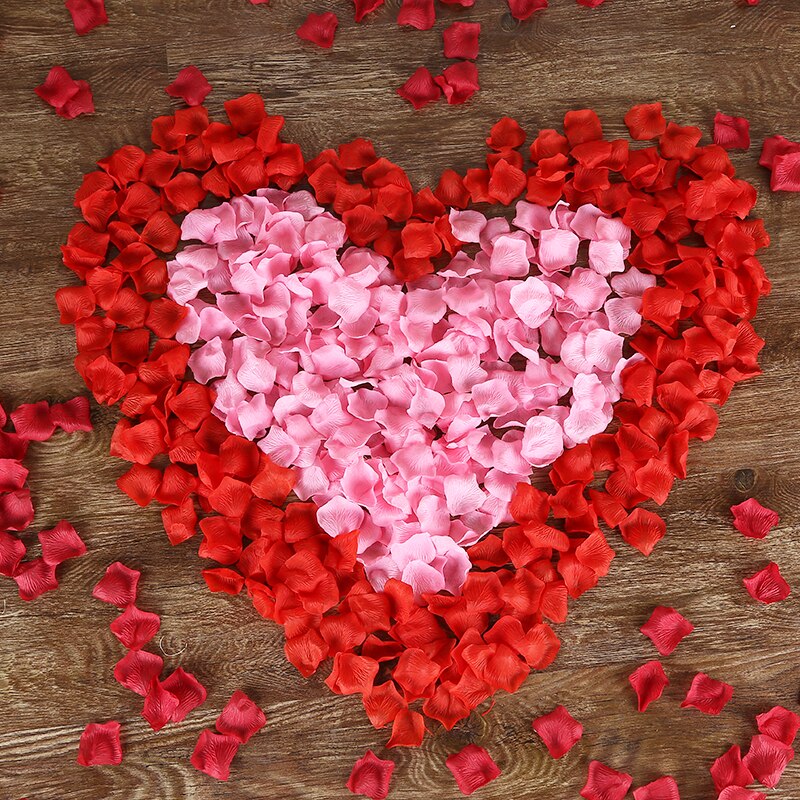 Rose petals decoration